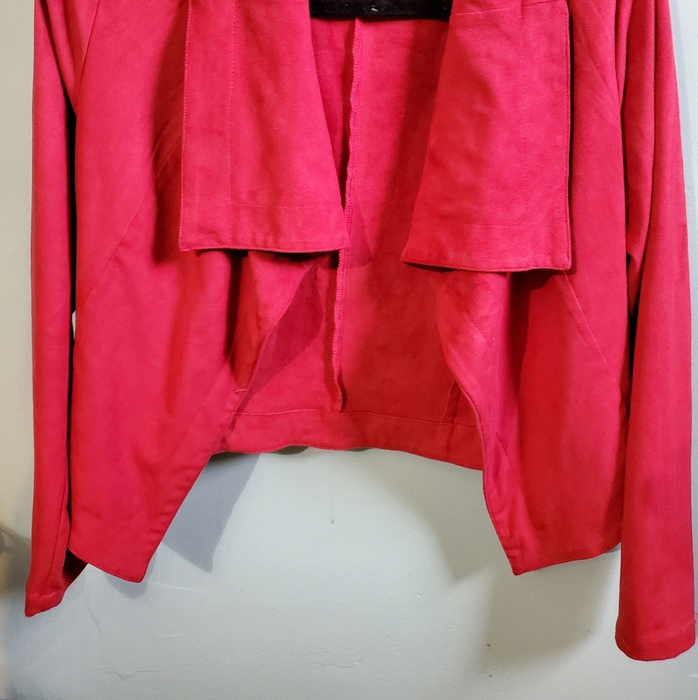 Romeo & Juliet Couture Vibrant Red Blazer